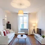 Joivy Spacious Family For 4, In Carignano, Genua