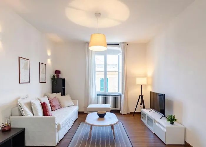 Joivy Spacious Family For 4, In Carignano, ג'נובה