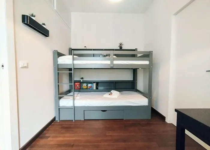 Joivy Spacious Family For 4, In Carignano, *